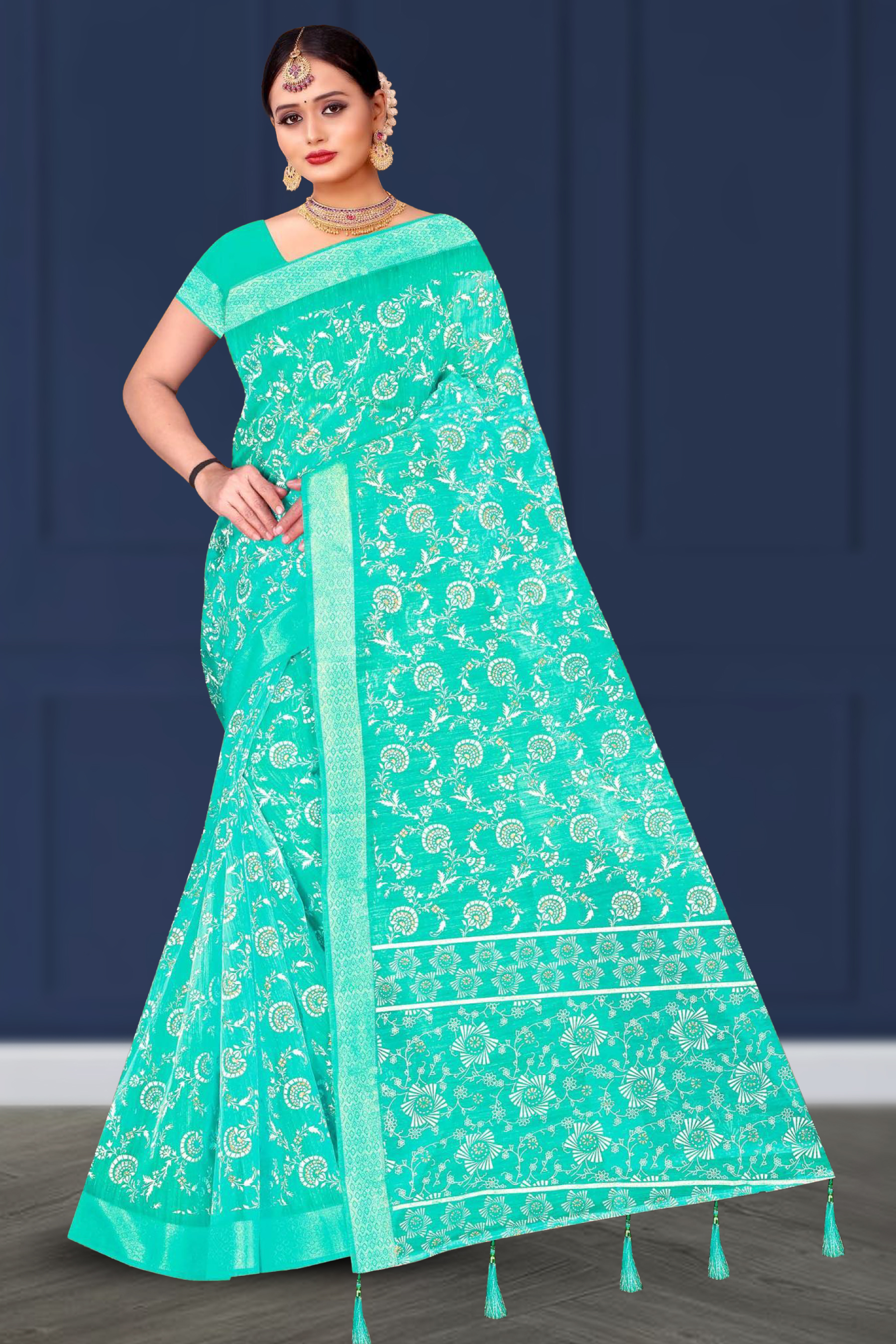 Printed Cotton Saree With Un-Stitched Blouse