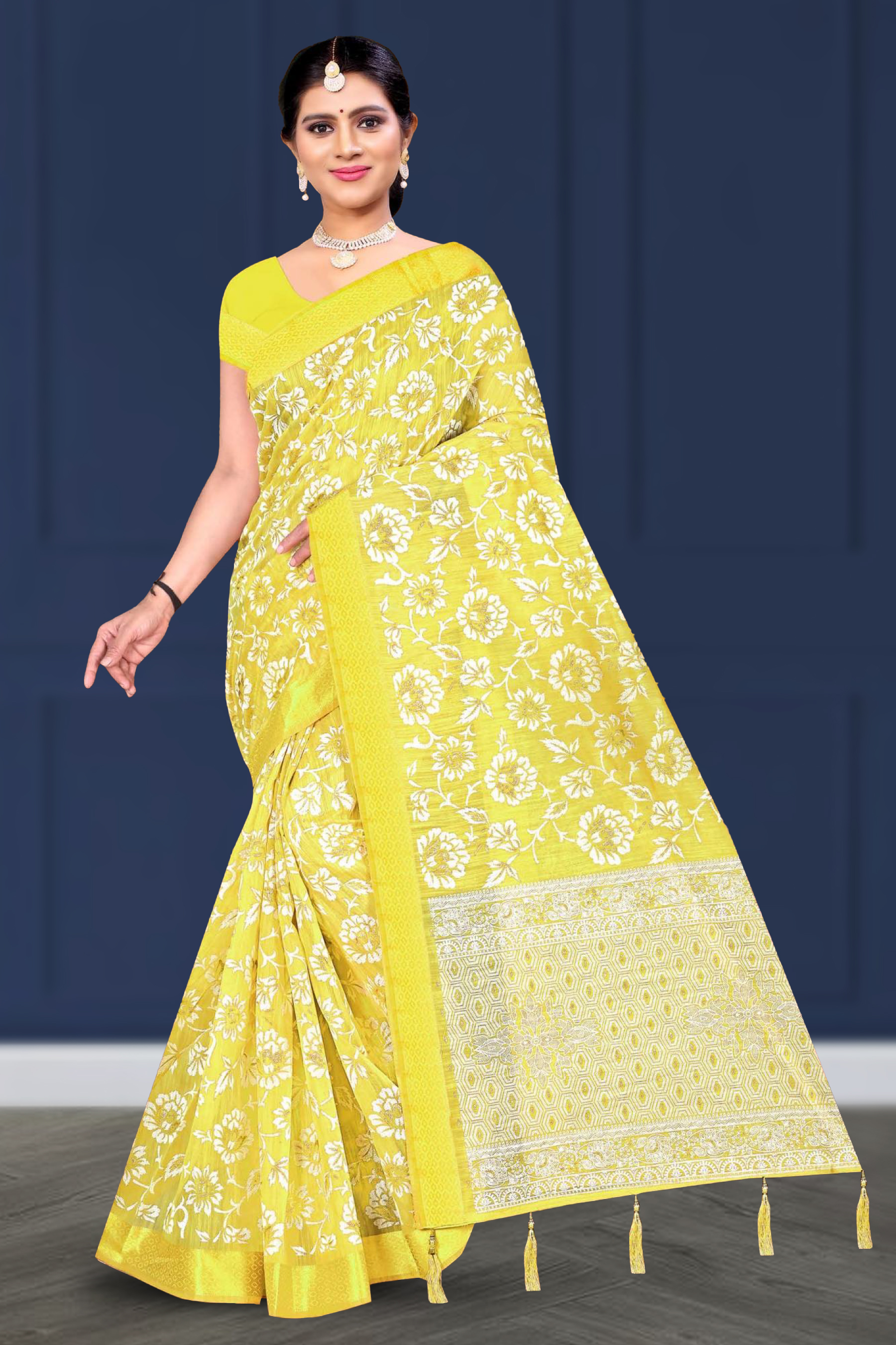 Printed Cotton Saree With Un-Stitched Blouse